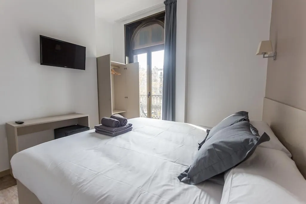 Hostalin Barcelona Passeig De Gracia 3*,